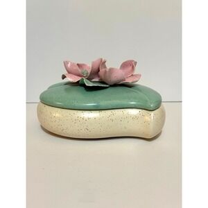 California Pottery Ceramic Trinket Box Lotus Flower Green Cream Speckled USA 50s